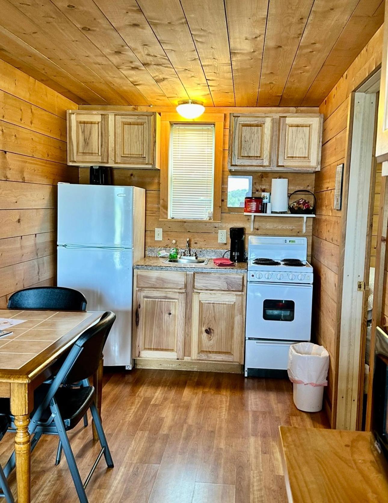 Lakeside Motel, Cabins And Rv Kingston Luaran gambar